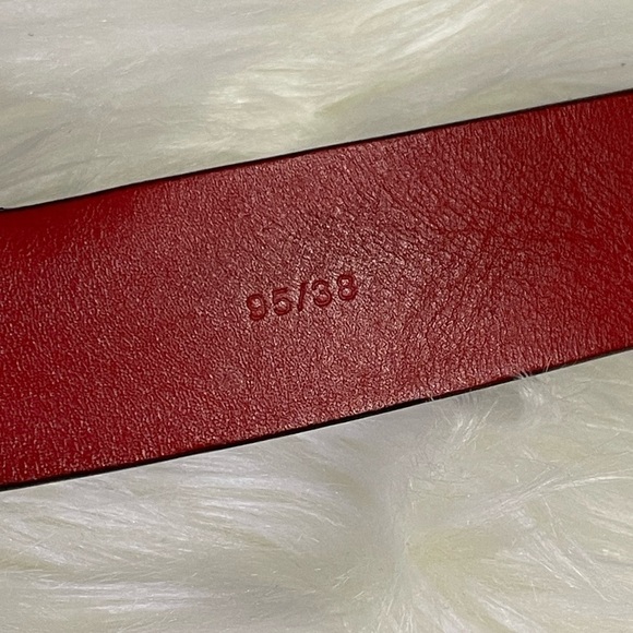 CHRISTIAN LOUBOUTIN ricky calf leather belt in black - Picture 9 of 12